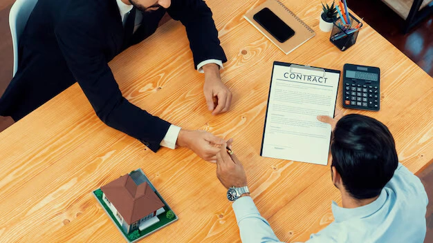 Moving Forward with Confidence with the Support of a Mediator Wareham