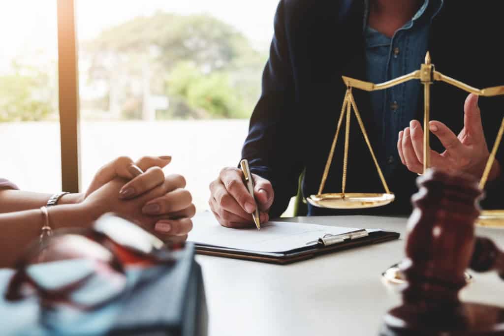 Court Applications vs. Mediation: A Less Stressful Path with EH Mediation Wareham